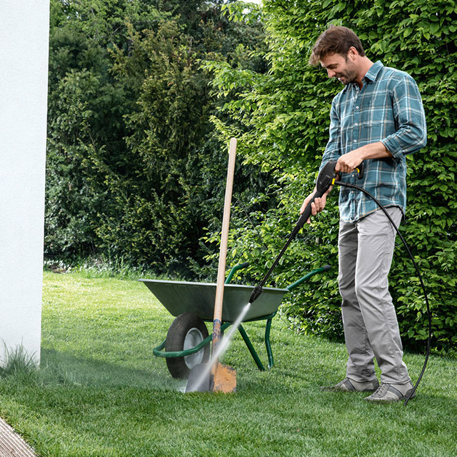Cleaning garden equipments with KARCHER PRESSURE WASHER K2 OPP GB